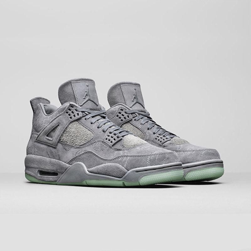 Black kaws jordan 4 online